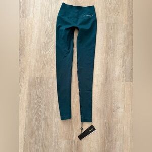 YoungLA Core Seamless Leggings Velvet Teal XXS NWT‎